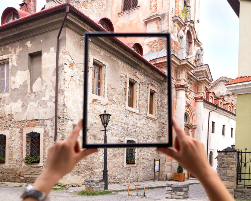 how much is rent in italy in us dollars